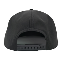 Load image into Gallery viewer, Snapback Black Cap