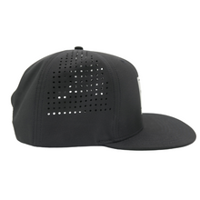 Load image into Gallery viewer, Snapback Black Cap